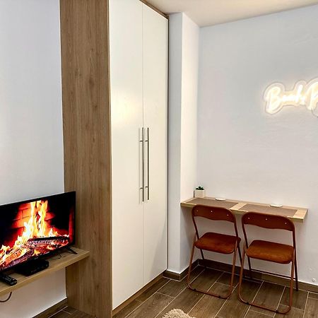 K&T Boulevard Studio Saranda Exteriér fotografie